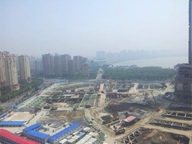 蘇州中心廣場項目基坑圍護工程二標段（A、H、P地塊）建設工程